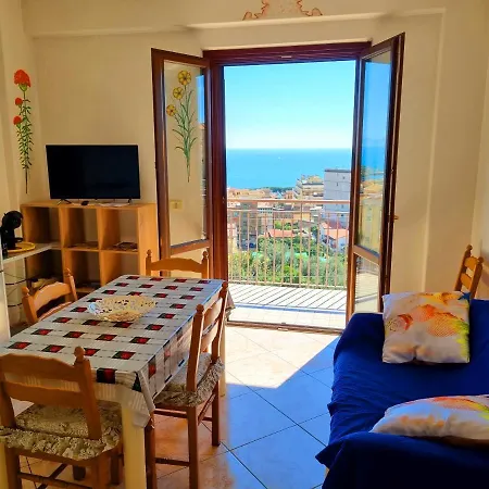 Via Pasquale Testa Formia Extérieur photo