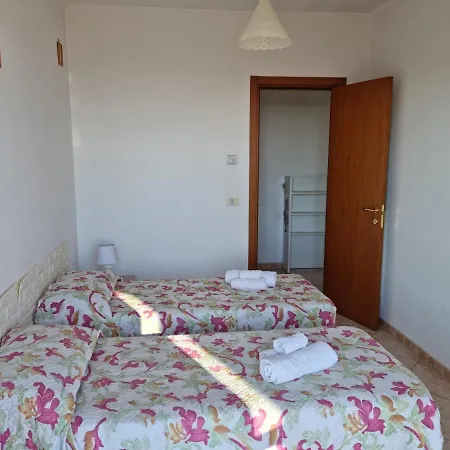 Via Pasquale Testa Formia Extérieur photo